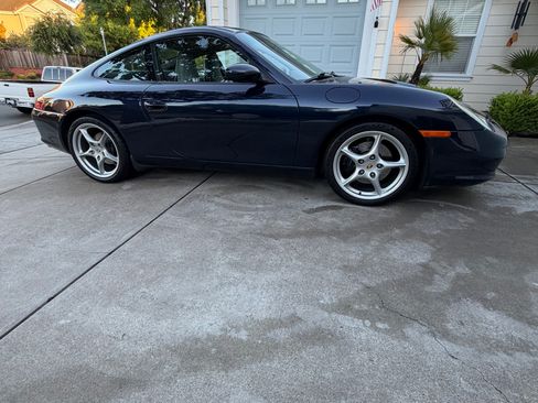 Used 2003 Porsche 911 Carrera image 8