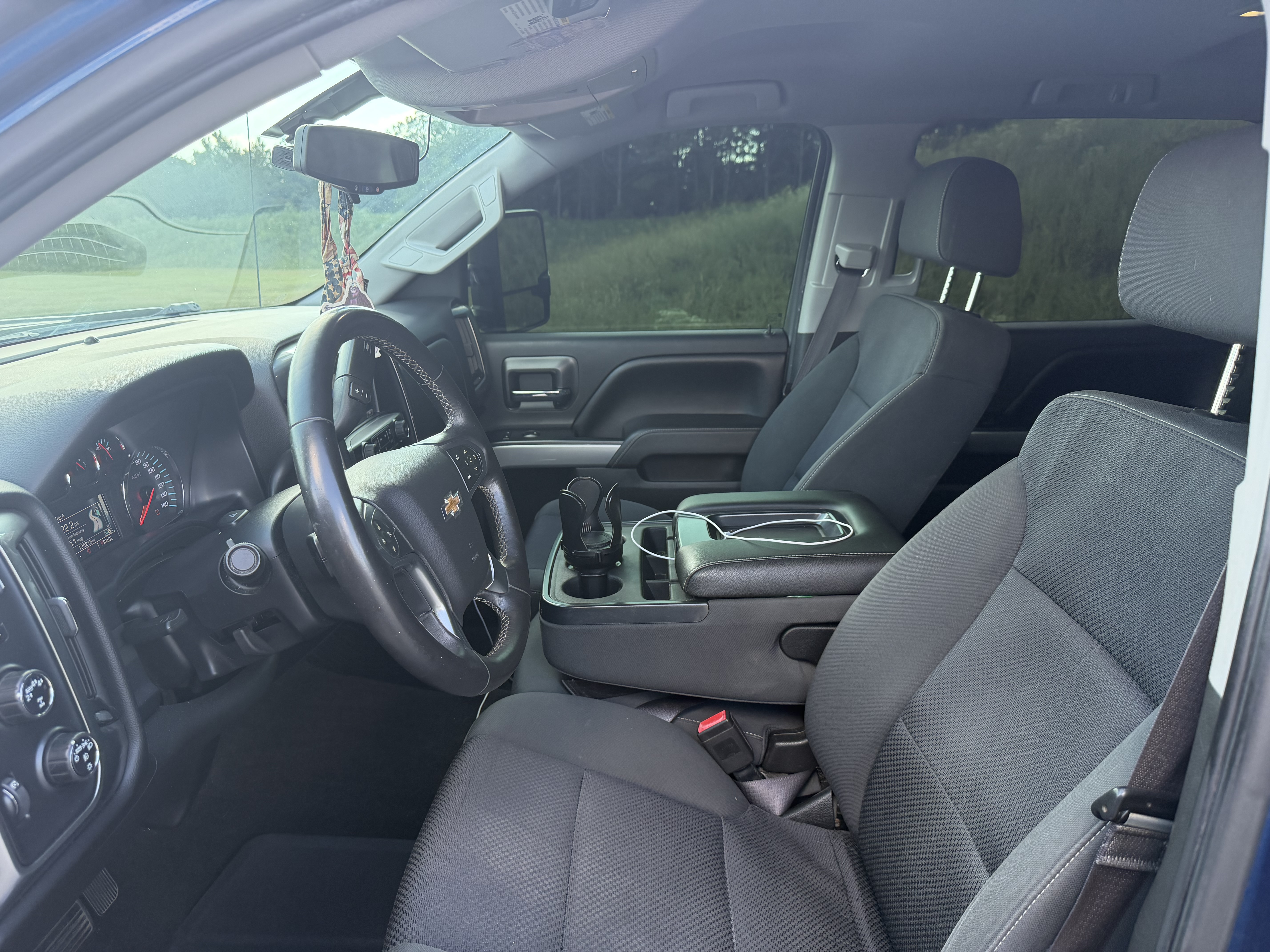 Used 2017 Chevrolet Silverado 1500 LT w/ All Star Edition AWD/4WD image 15