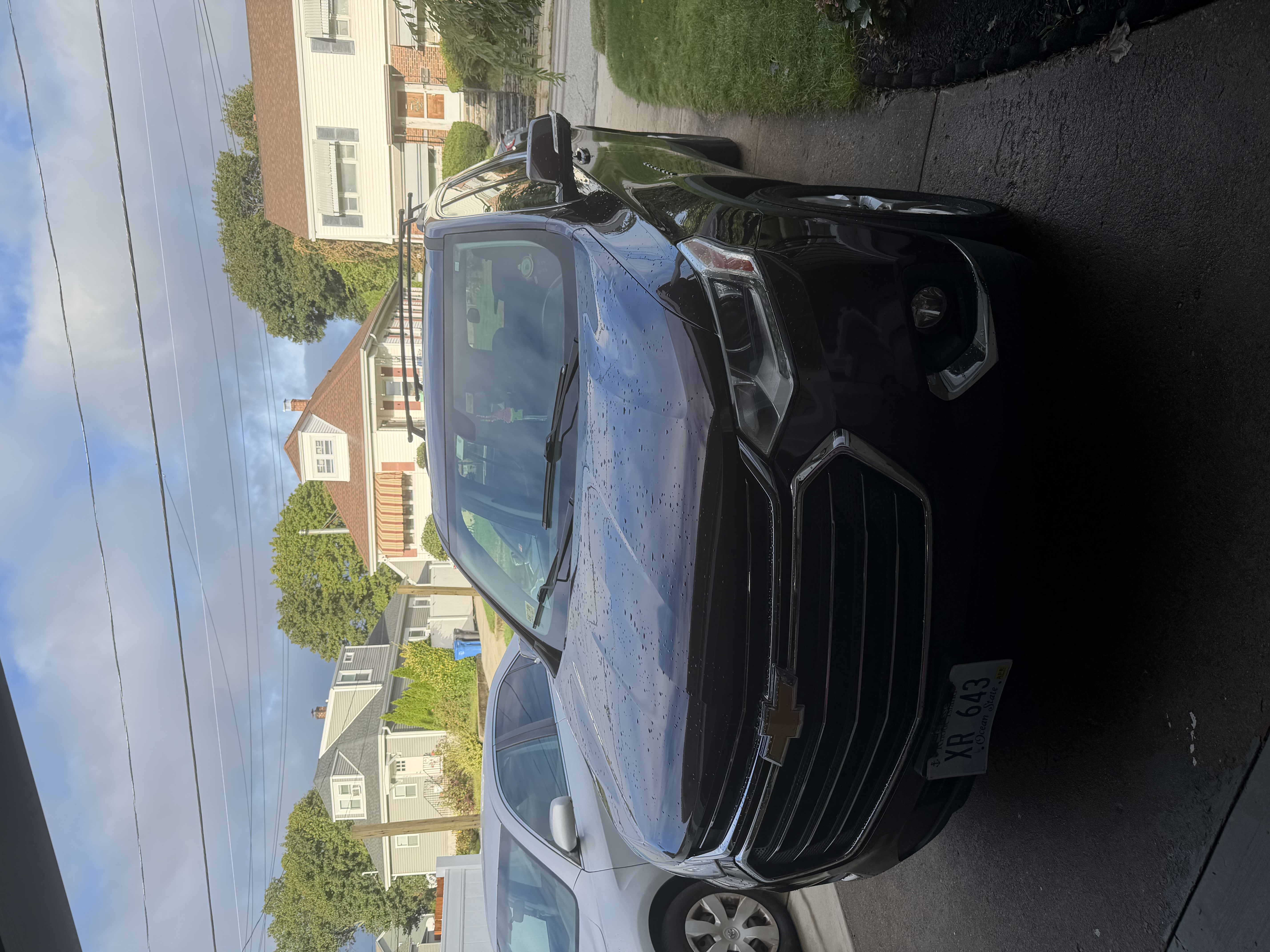 Used 2018 Chevrolet Traverse LT FWD image 2