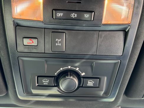 Used 2023 Toyota Tacoma TRD Off-Road w/ Technology Package image 13