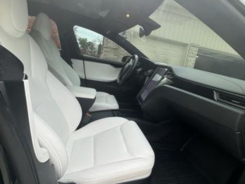 Used 2020 Tesla Model S AWD image 12