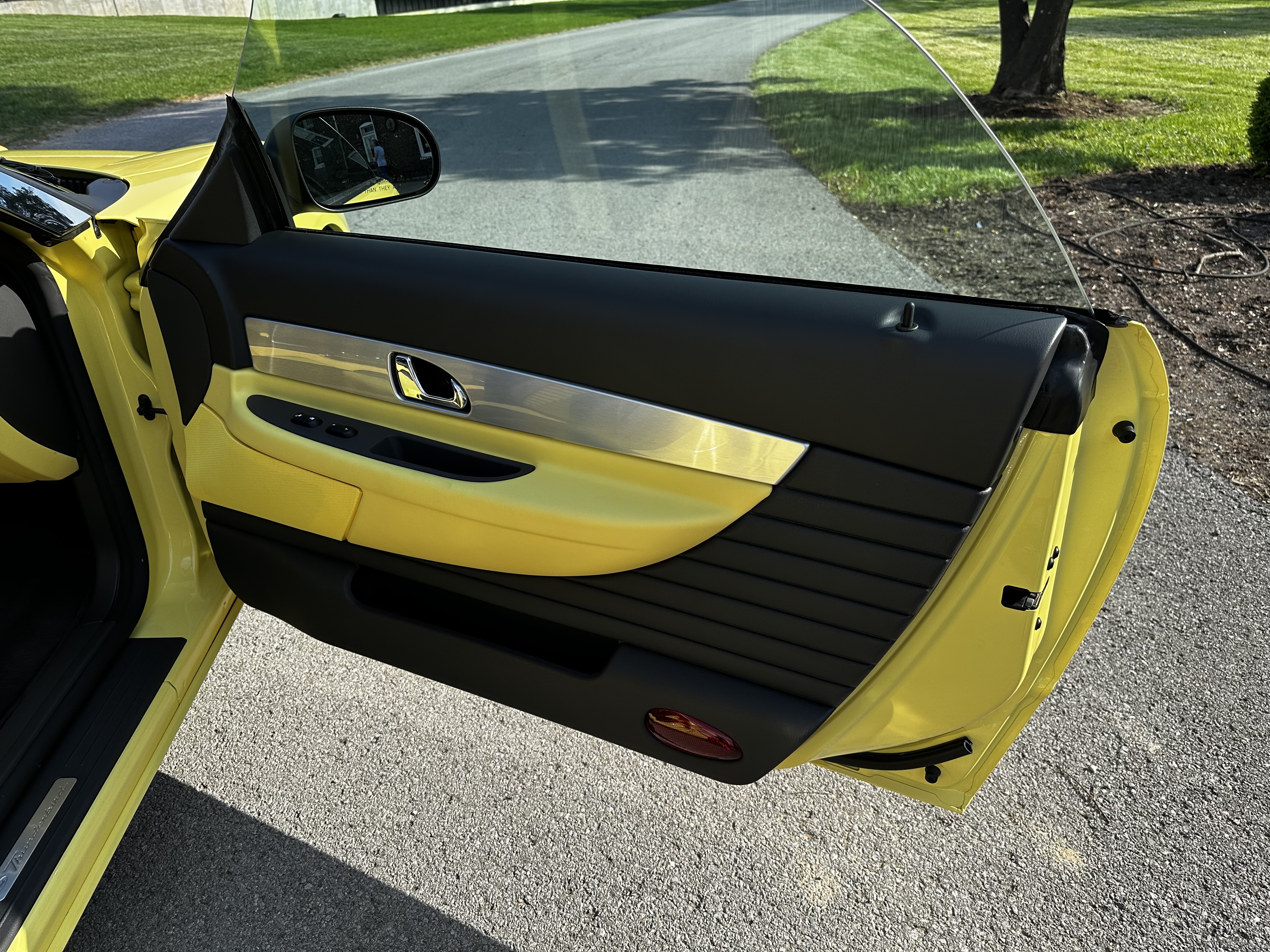 Used 2002 Ford Thunderbird RWD image 11