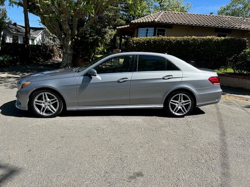 Used 2015 Mercedes-Benz E 400 E 400 Sedan 4D image 4