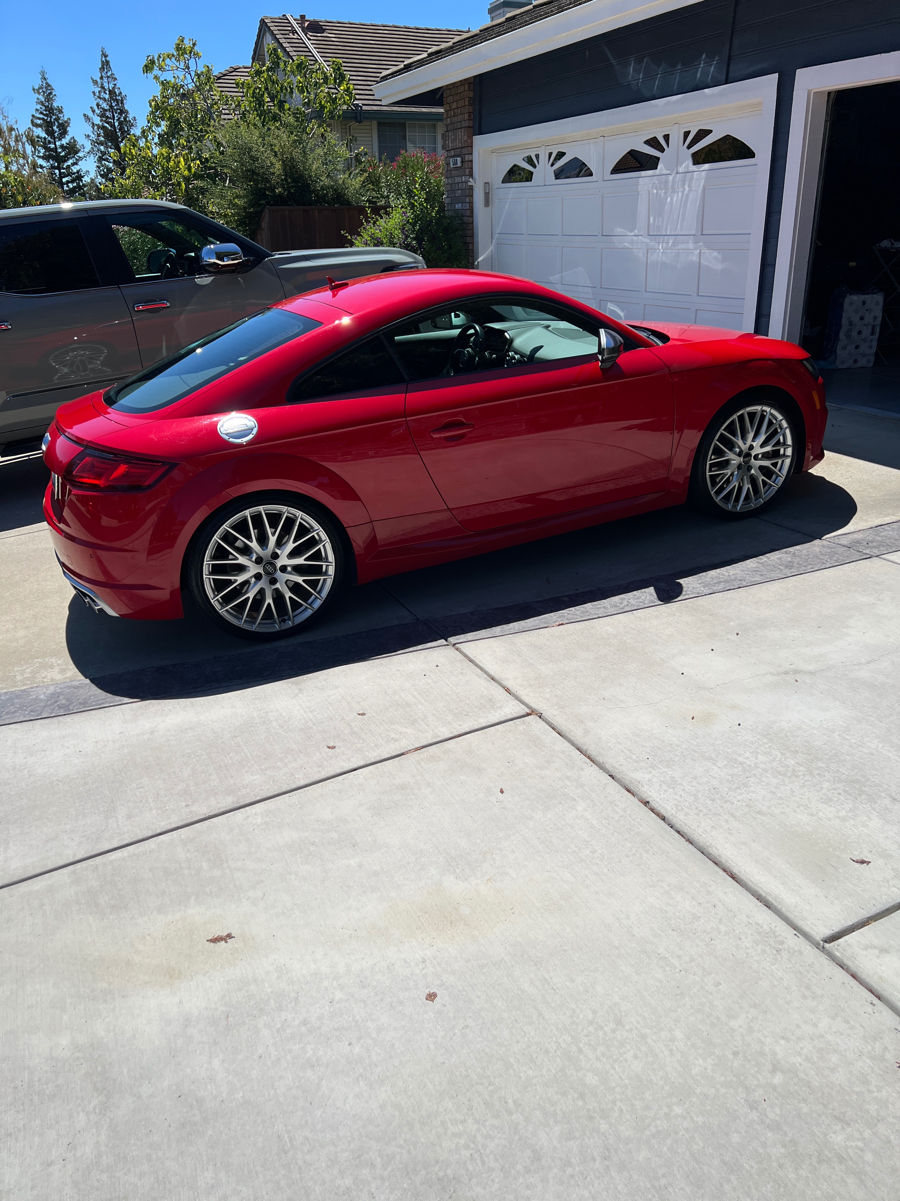 Used 2017 Audi TTS 2.0T Coupe w/ Technology Package AWD/4WD image 5
