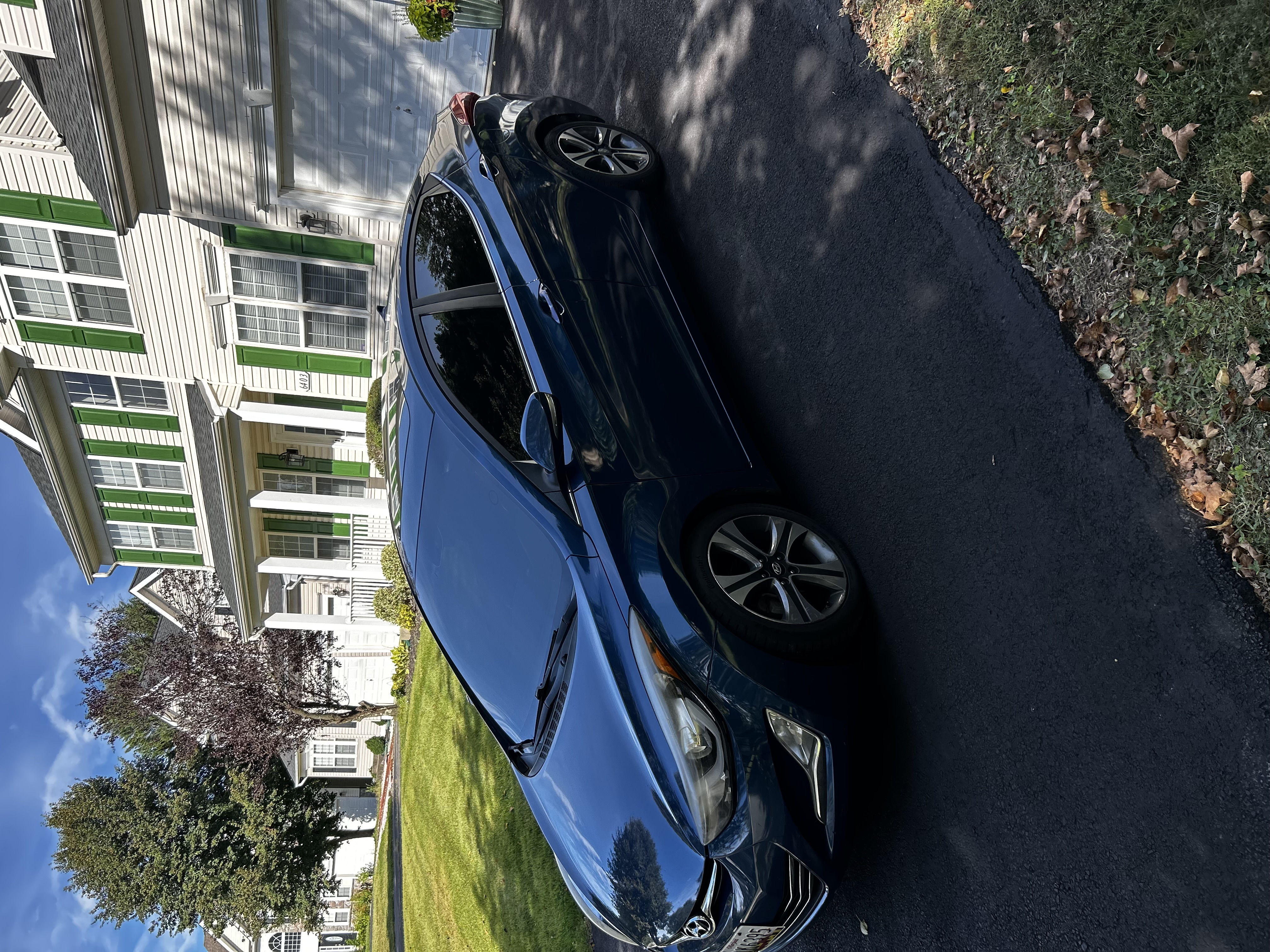 Used 2015 Hyundai Elantra Sport FWD image 1
