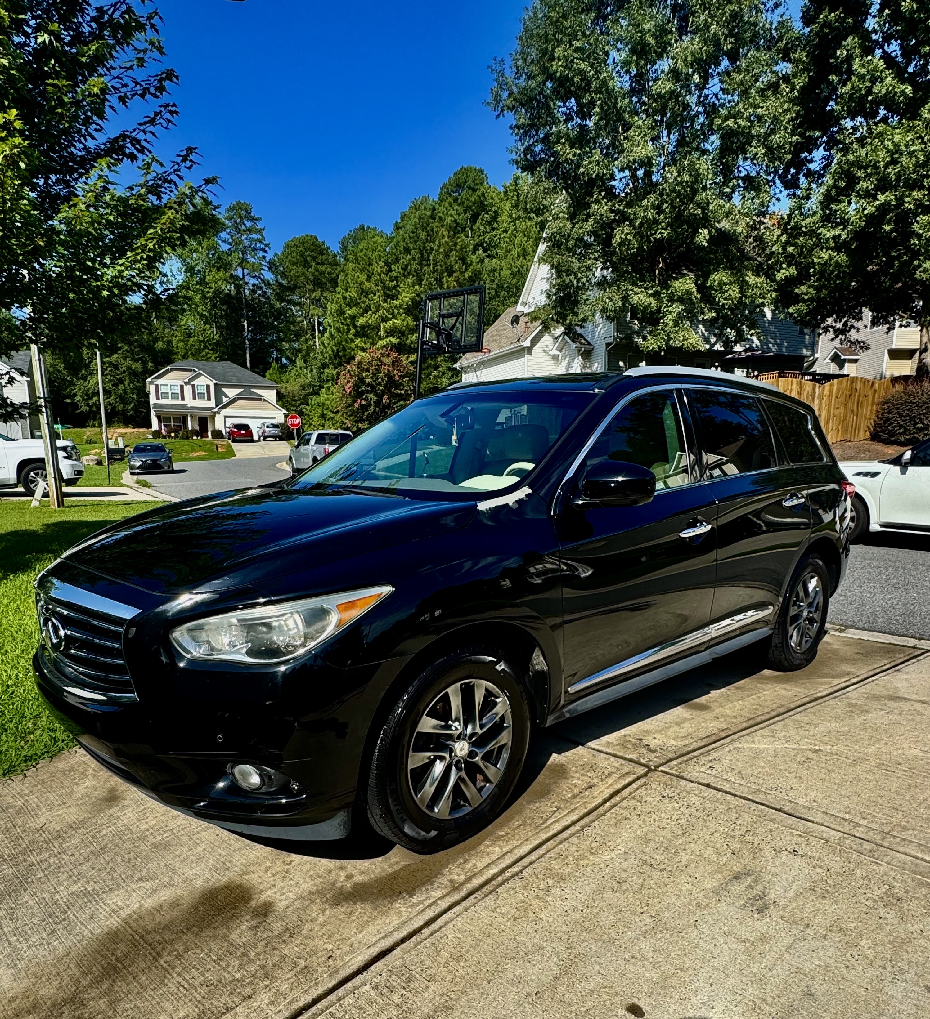 Used 2013 INFINITI JX35 AWD w/ Premium Pkg image 15