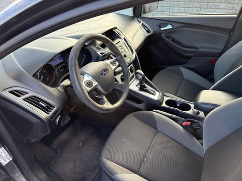 Used 2014 Ford Focus SE image 4
