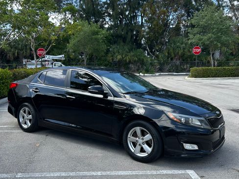 Used 2014 Kia Optima LX FWD image 9