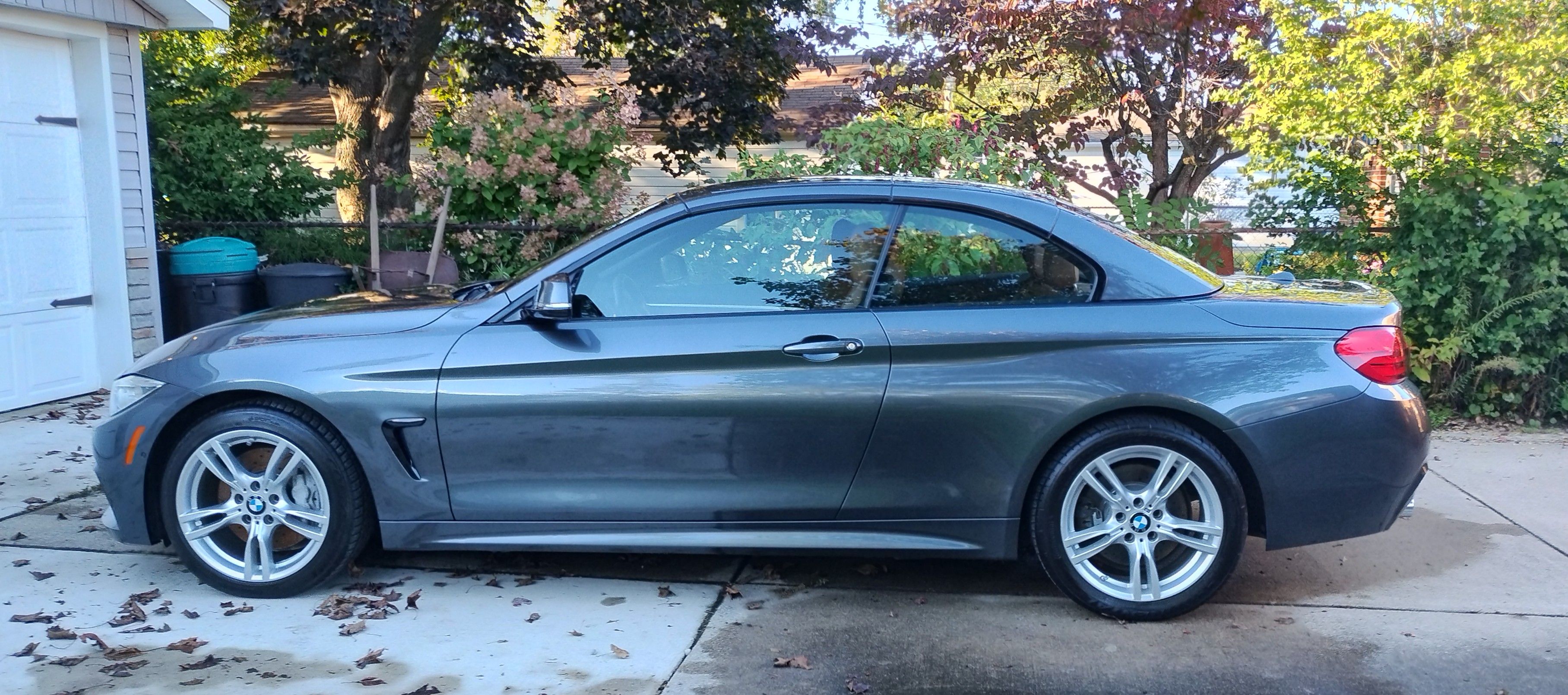 Used 2017 BMW 440i xDrive Convertible AWD/4WD image 2