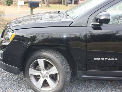 Used 2016 Jeep Compass High Altitude image 4