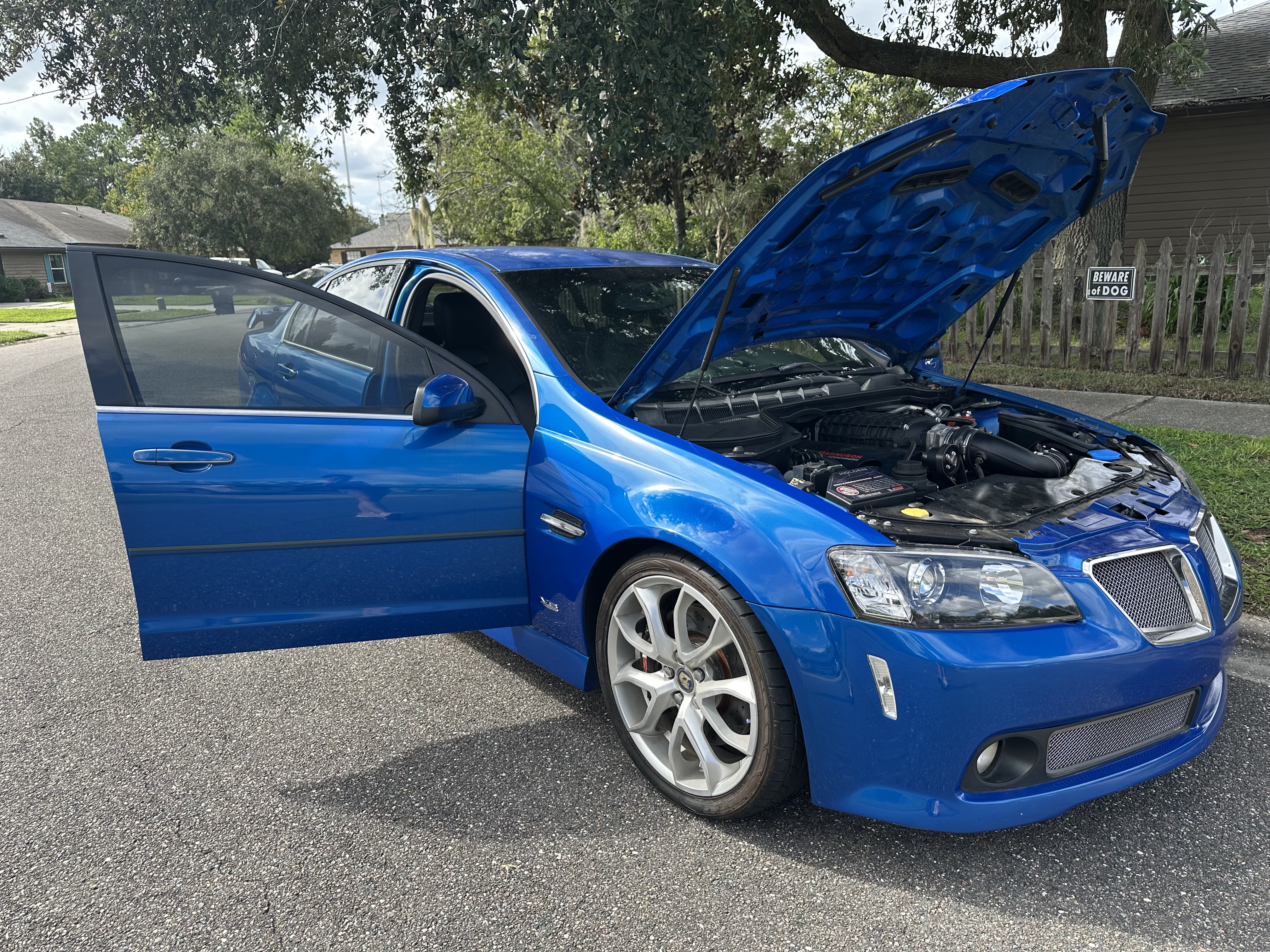 Used 2009 Pontiac G8 GT w/ Premium Package RWD image 11
