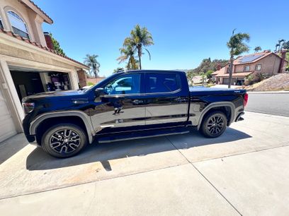 Used 2022 GMC Sierra 1500 Elevation w/ LPO, Elevation Black Package