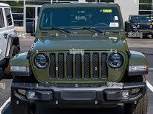 Used 2015 Jeep Wrangler Unlimited Sport image 19
