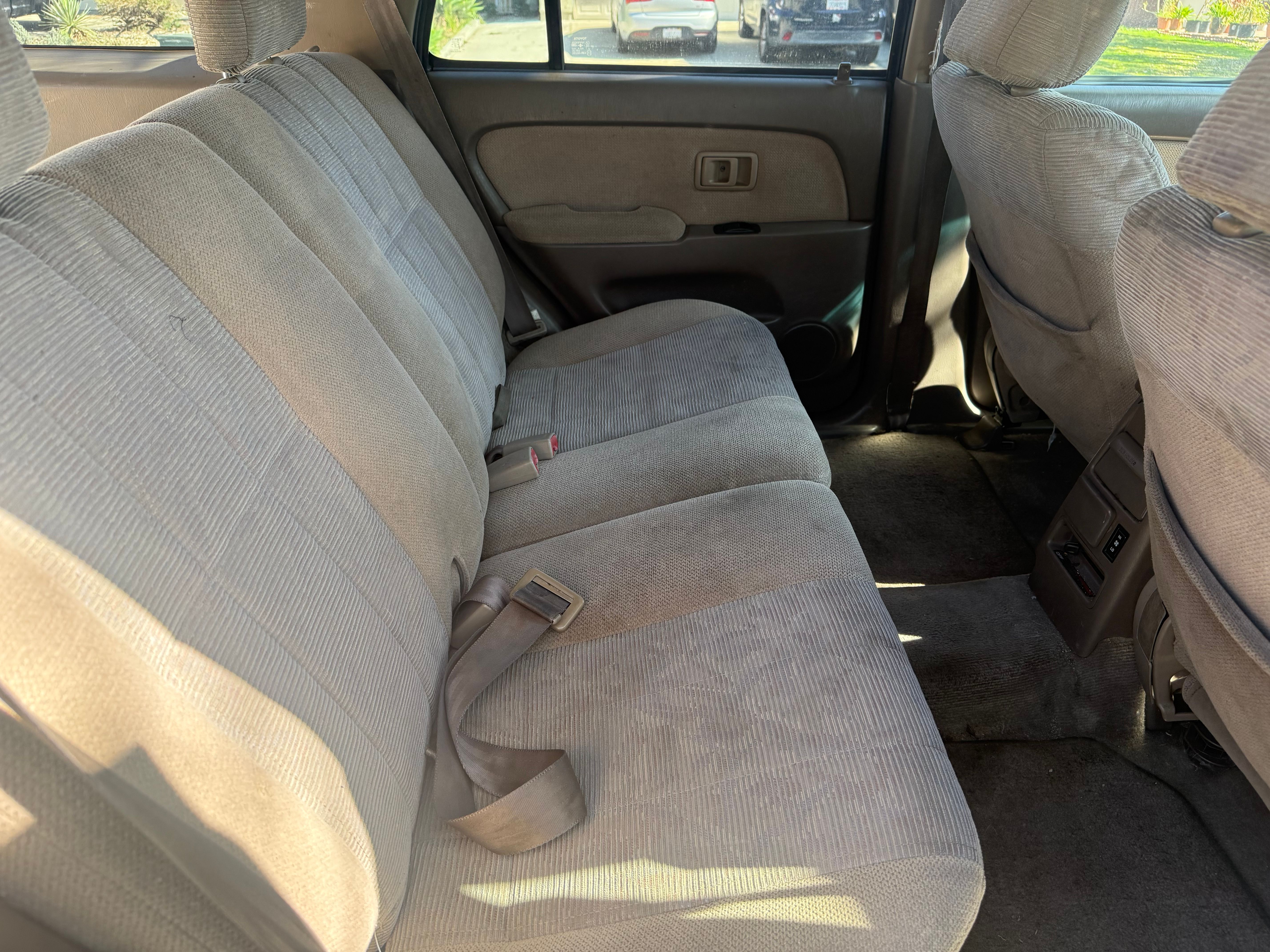 Used 1999 Toyota 4Runner SR5 w/ Upgrade Value Pkg 2 AWD/4WD image 27