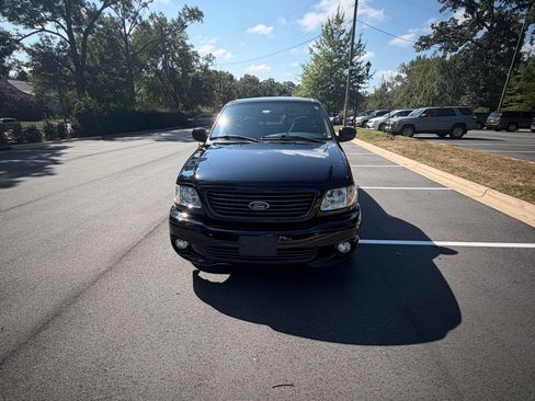 Used 2003 Ford F150 Lightning RWD image 8