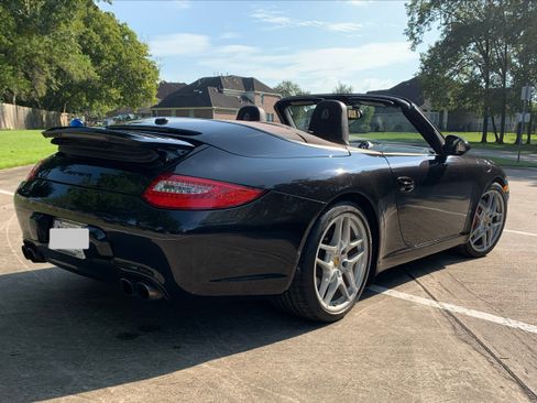 Used 2010 Porsche 911 Carrera S RWD image 5