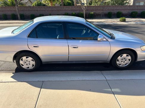 Used 2001 Honda Accord LX image 6