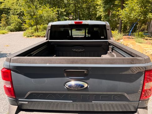 Used 2024 Ford Maverick Lariat image 8