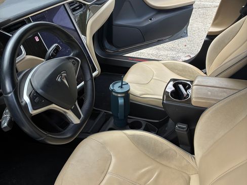 Used 2013 Tesla Model S Performance RWD image 14