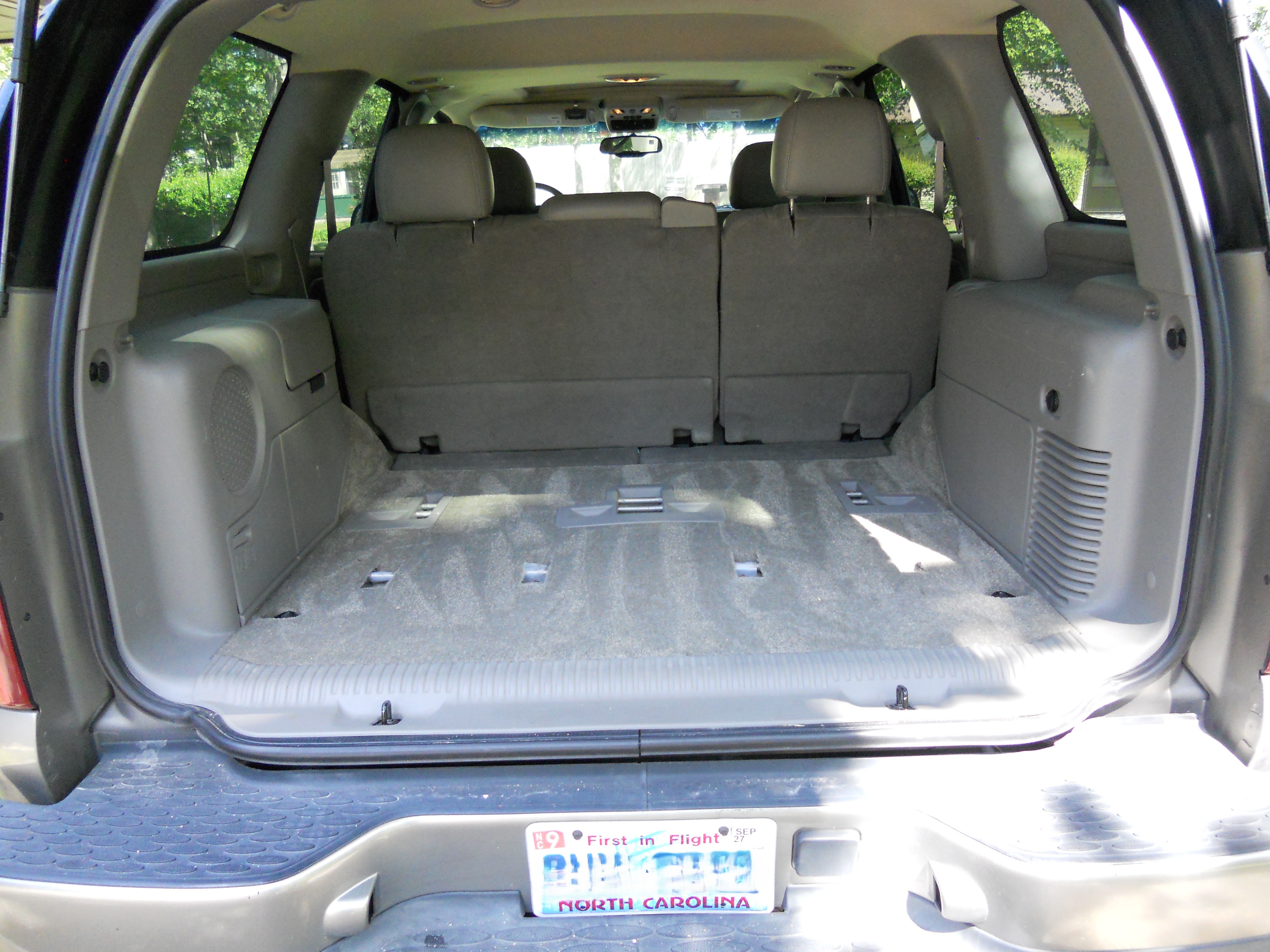 Used 2003 GMC Yukon Denali AWD/4WD image 18