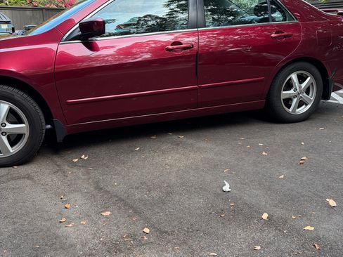 Used 2005 Honda Accord EX image 4