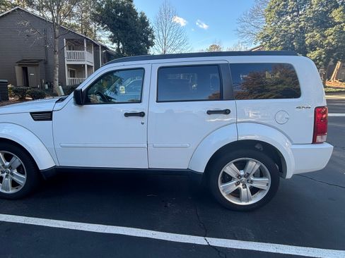 Used 2011 Dodge Nitro Heat w/ Trailer Tow Group image 5