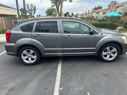 Used 2011 Dodge Caliber Mainstreet FWD image 1