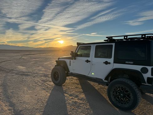 Used 2016 Jeep Wrangler Unlimited Sport image 13