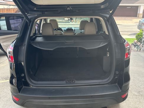 Used 2017 Ford Escape Titanium image 26