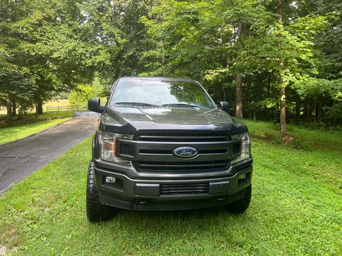 Used 2020 Ford F150 XLT w/ Equipment Group 302A Luxury AWD/4WD image 2