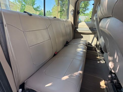 Used 2002 Ford F350 4x4 SuperCab DRW Super Duty image 10