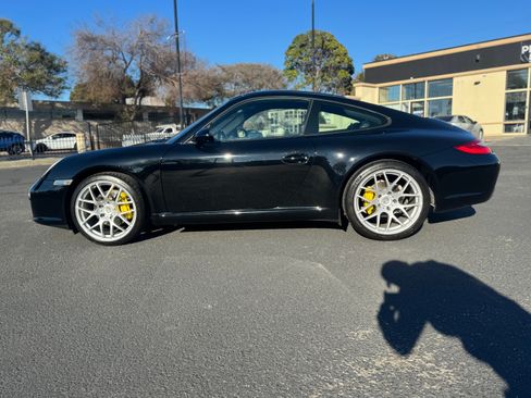 Used 2008 Porsche 911 Carrera 4 image 4