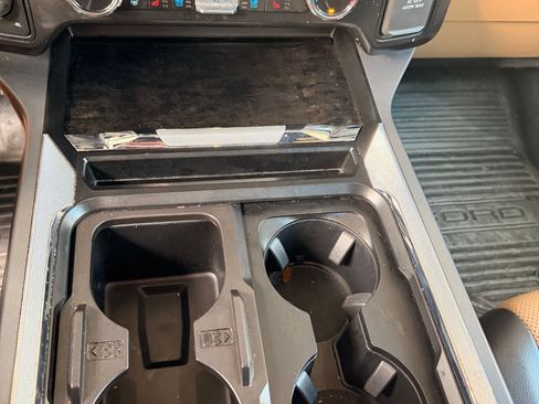 Used 2024 Ford F350 Lariat w/ Lariat Ultimate Package image 24