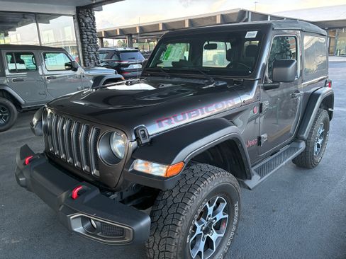 Used 2019 Jeep Wrangler Rubicon AWD/4WD image 2