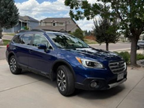 Used 2015 Subaru Outback 2.5i Limited AWD/4WD image 2