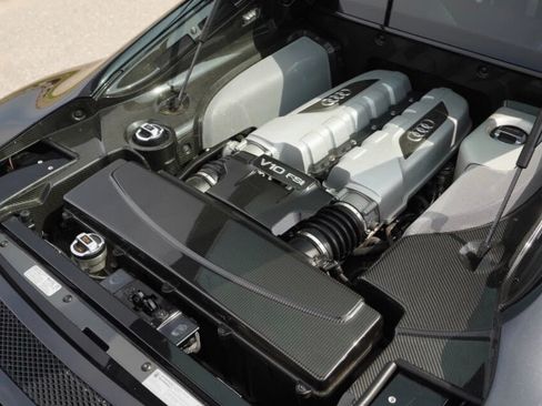 Used 2012 Audi R8 V10 image 5