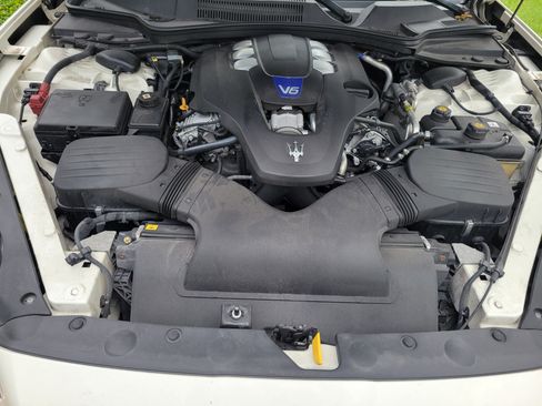 Used 2016 Maserati Quattroporte S Q4 image 16