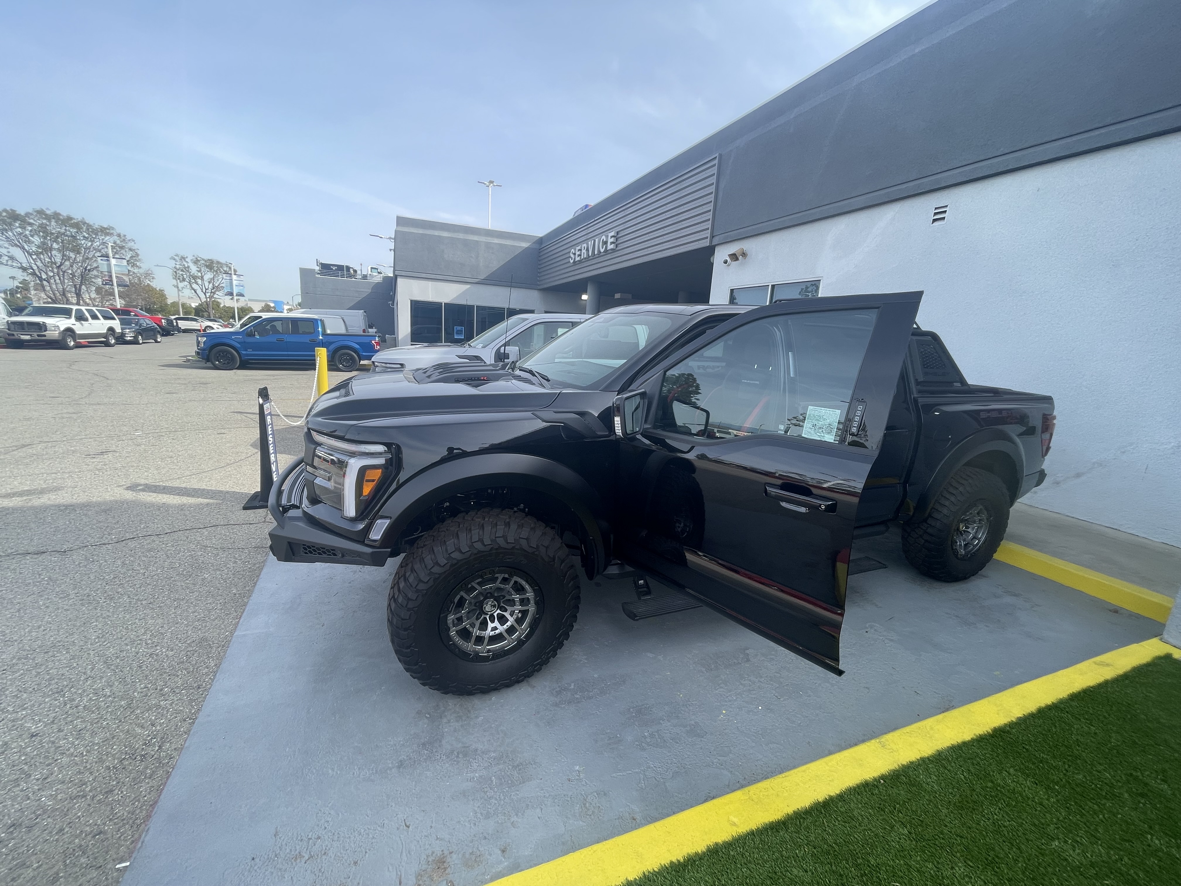 Used 2024 Ford F150 Raptor w/ Equipment Group 803A Raptor R AWD/4WD image 4