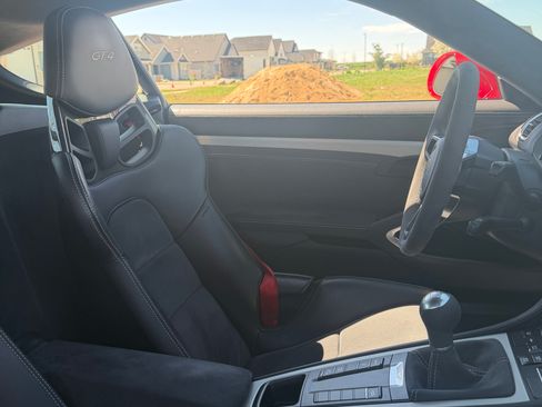 Used 2016 Porsche Cayman GT4 image 12