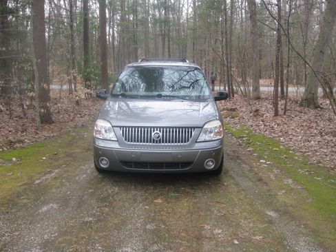 Used 2005 Mercury Monterey Premier image 2