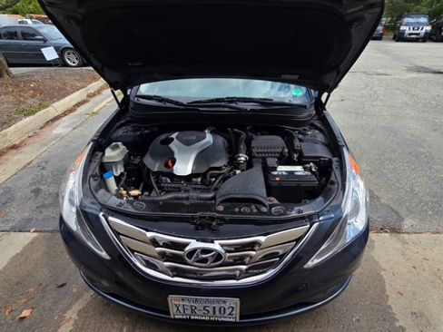 Used 2011 Hyundai Sonata Limited w/ Navigation Pkg 5 image 21