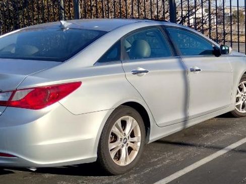 Used 2013 Hyundai Sonata Limited image 5
