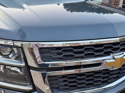 Used 2020 Chevrolet Suburban LT image 4