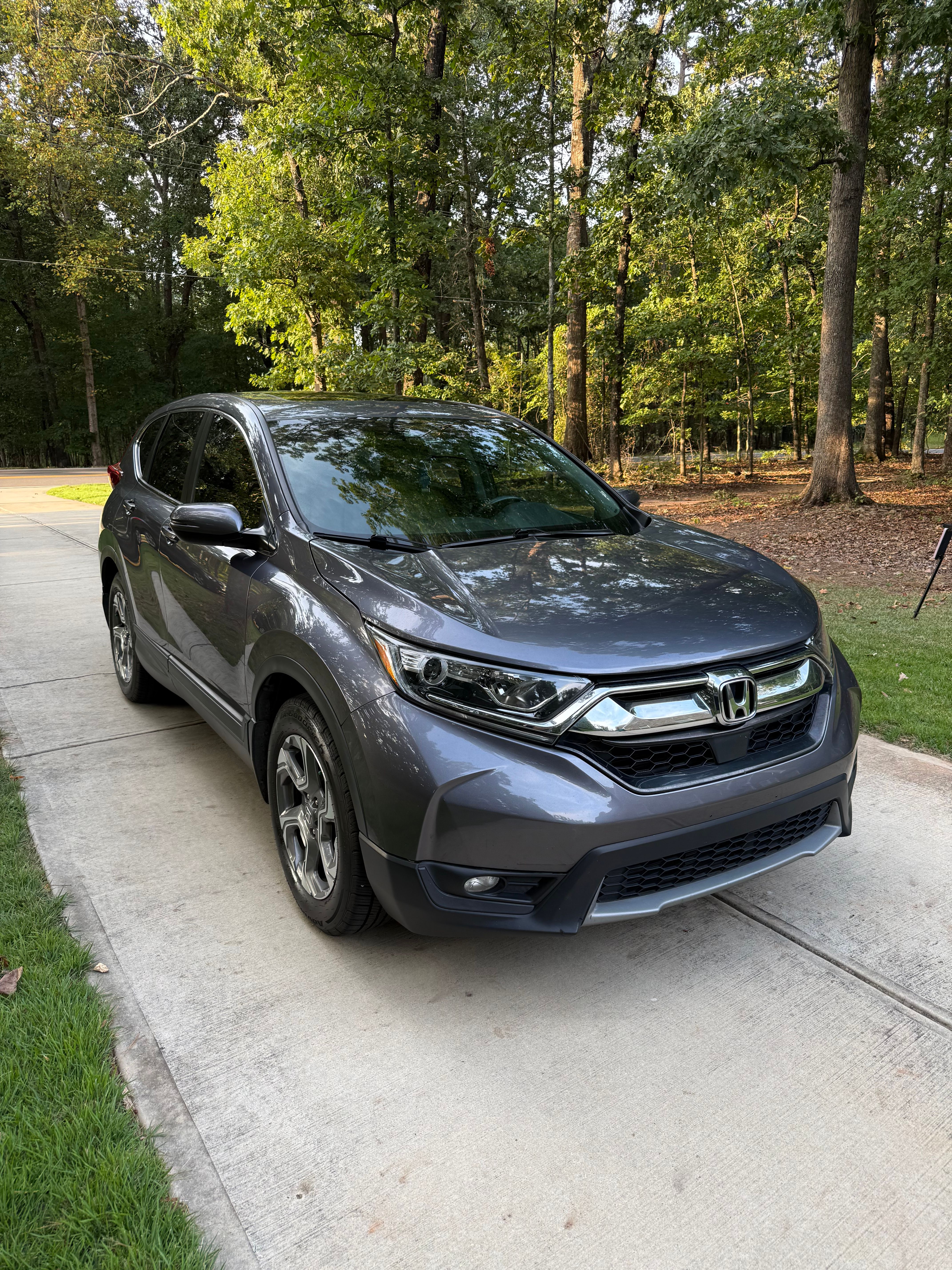 Used 2019 Honda CR-V EX-L image 1