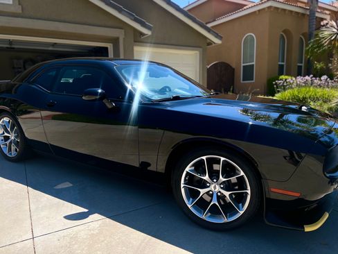 Used 2020 Dodge Challenger GT RWD image 9