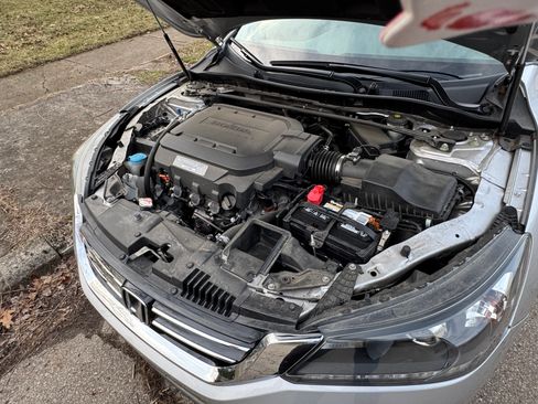 Used 2015 Honda Accord EX-L image 10