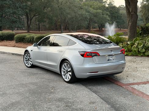 Used 2018 Tesla Model 3 Long Range image 12