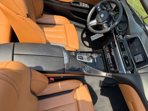 Used 2018 BMW 640i Convertible RWD image 17