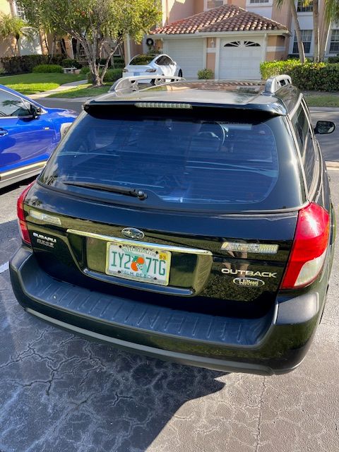 Used 2008 Subaru Outback 2.5i Limited L.L. Bean AWD/4WD image 8