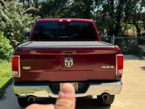 Used 2017 RAM 1500 Laramie image 6